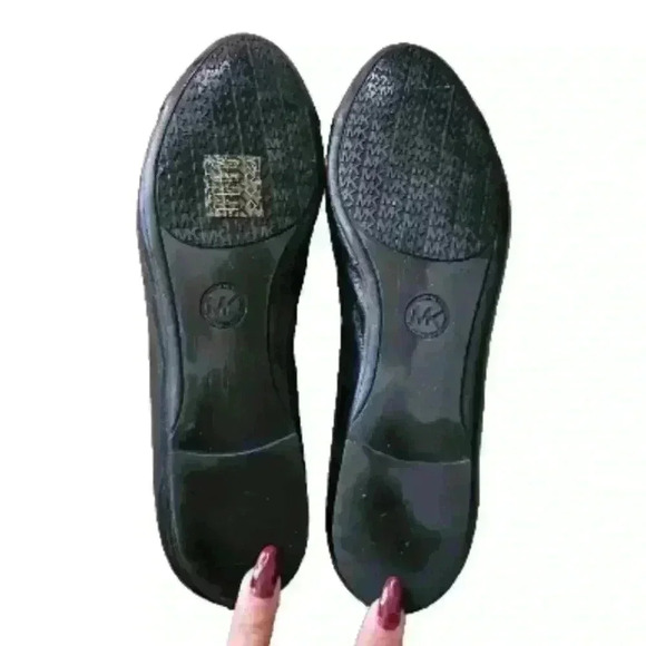 Michael Kors Leather Black Alice Logo Ballet Flat With Gold Lock Detail 9 - Picture 8 of 12